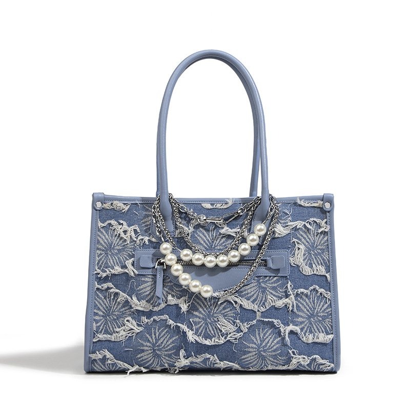 16 (1) Small hand-held tote bags - Image 1